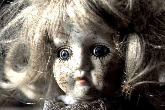 Потрепанная кукла страшная история картинка