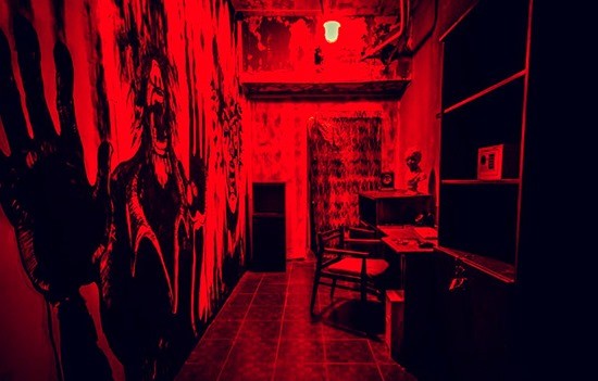 Красная комната страшилка японская