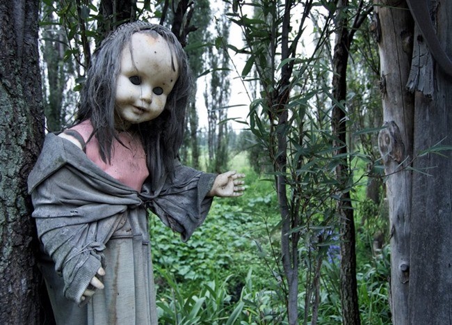 кто был на острове с куклами