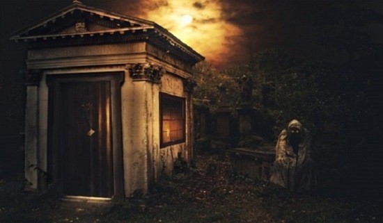 призрак на кладбище картинка