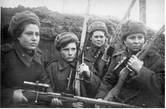 девушки в войну