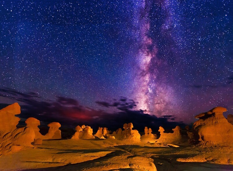 Долина гоблинов ночное фото