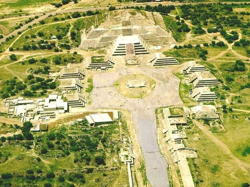 Город Теотиуакан фото сверху