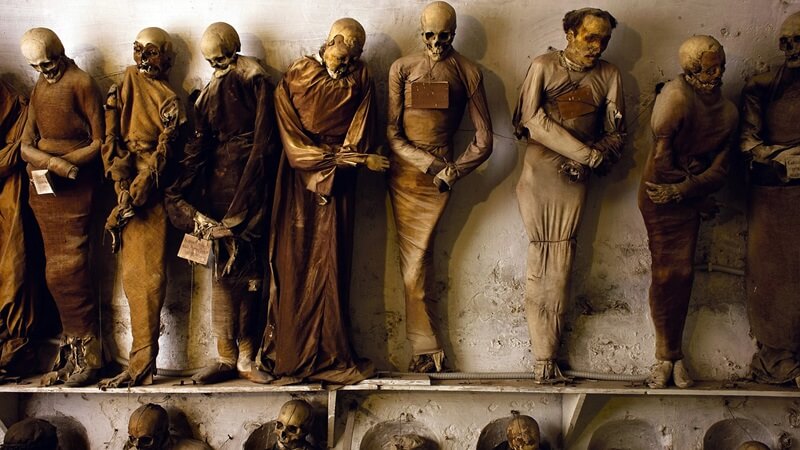 Катакомбы Капуцинов в Палермо фото