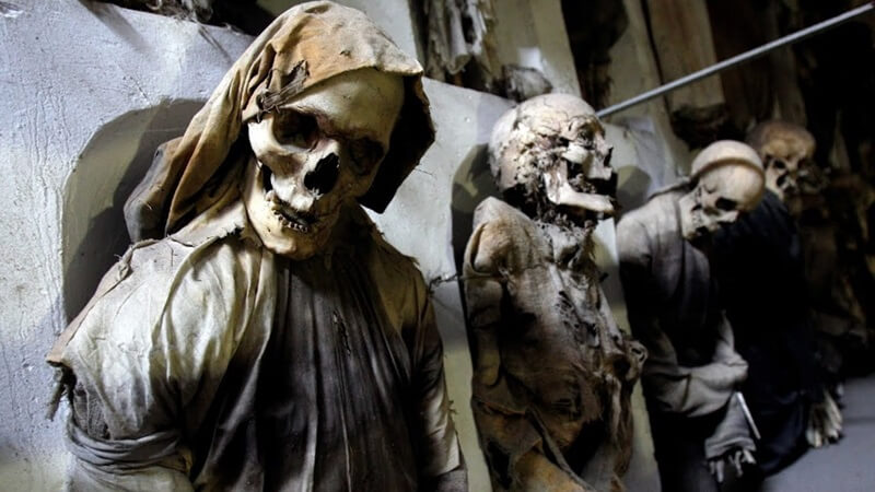 Катакомбы в Палермо фото