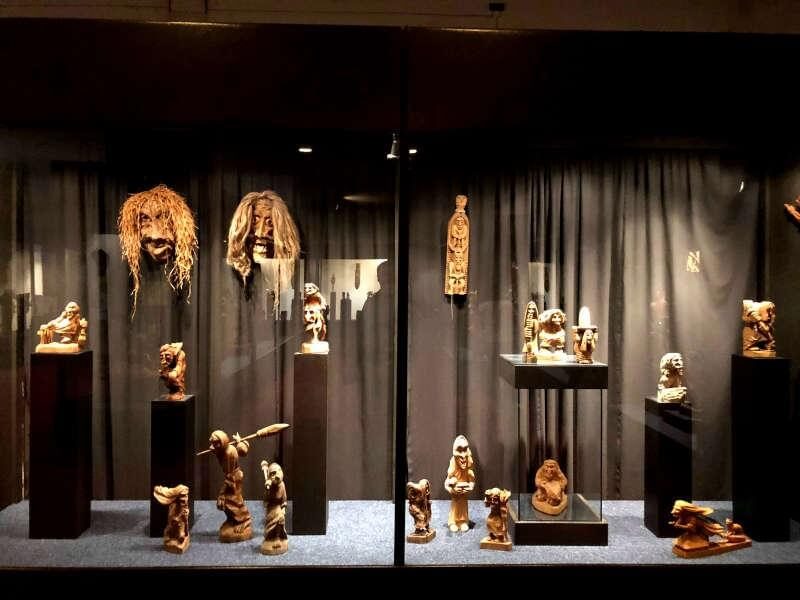 Музей чертей фото