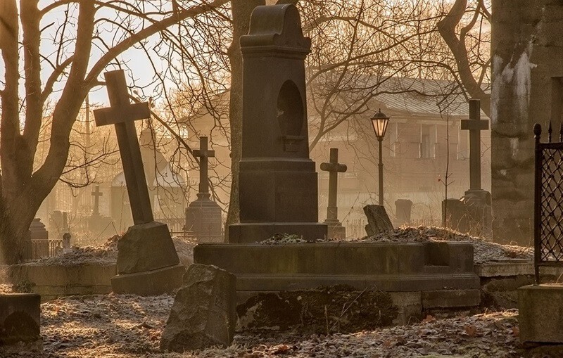 Никольское кладбище в СПБ