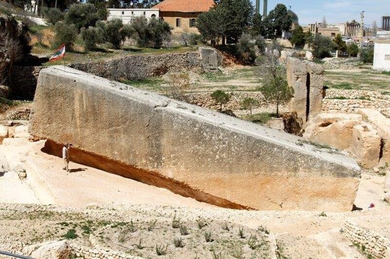 Трилитон Баальбека