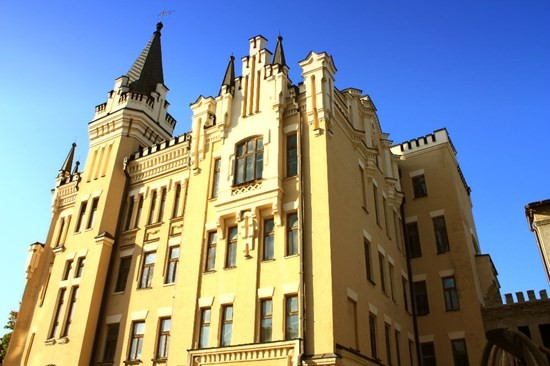 Замок Ричарда Львиное Сердце фото